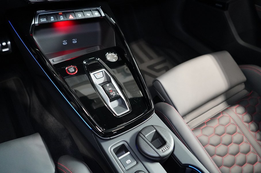 Audi RS 3 2.5 TFSI quattro