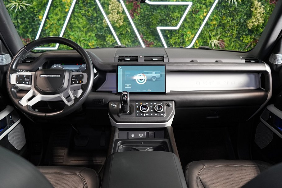 Land Rover Defender D300 130 First Edition