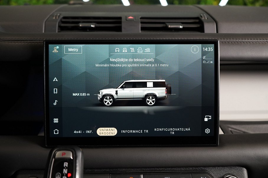 Land Rover Defender D300 130 First Edition