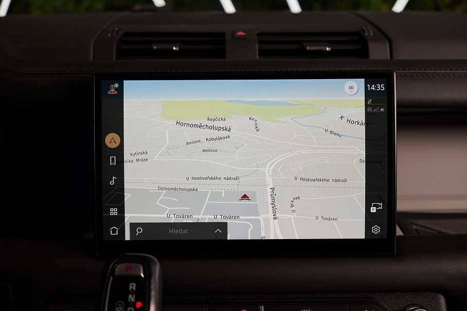 Land Rover Defender D300 130 First Edition