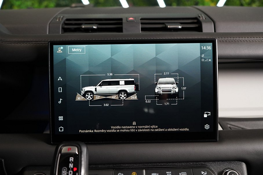 Land Rover Defender D300 130 First Edition