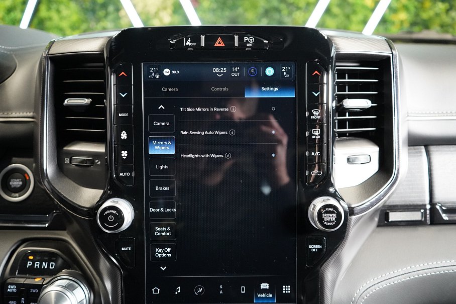 Dodge RAM 1500 Limited 4x4 eTorque