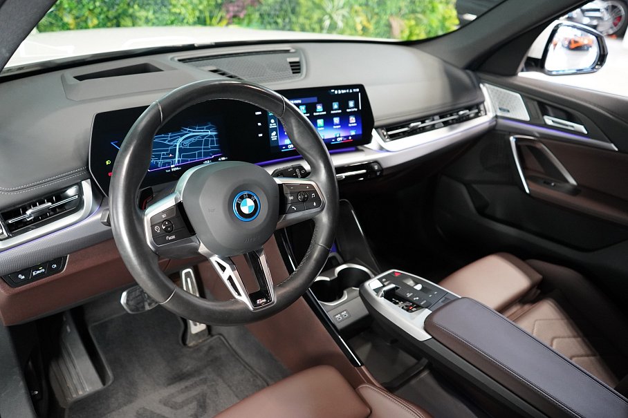 BMW IX1 xDrive 30