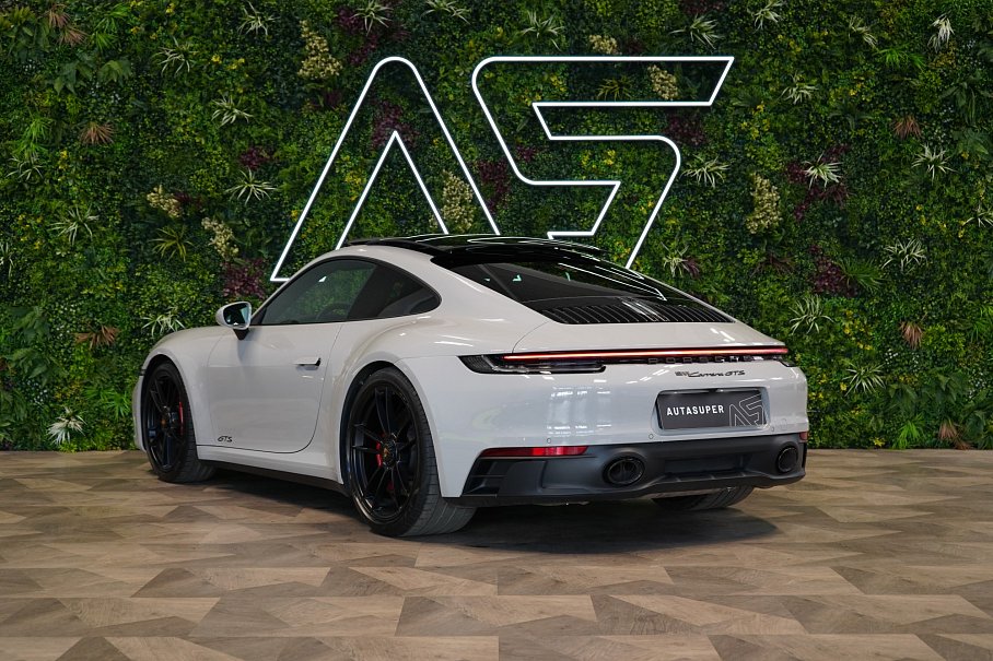 Porsche 911 992 Carrera GTS