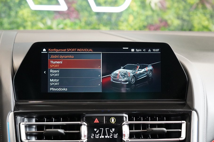 BMW Řada 8 840d xDrive