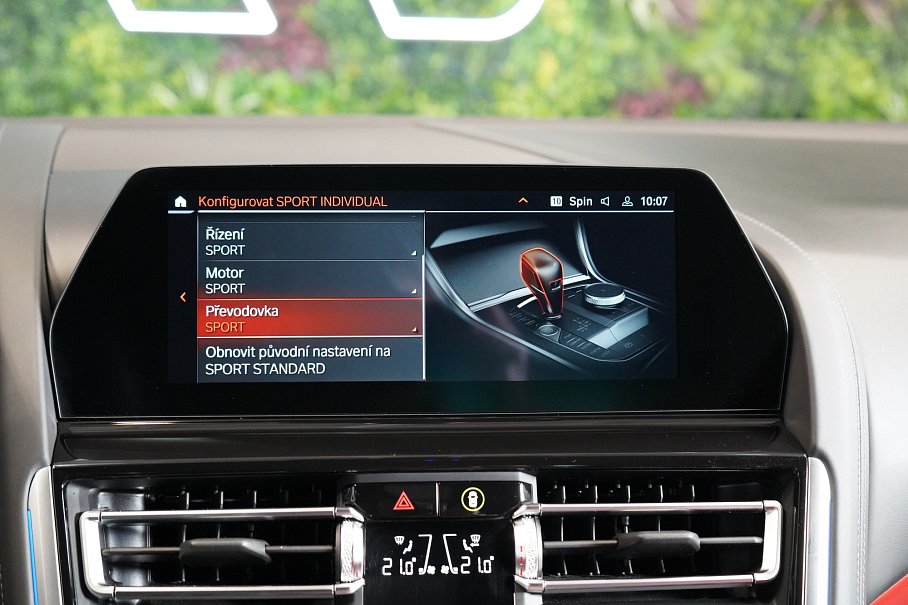 BMW Řada 8 840d xDrive