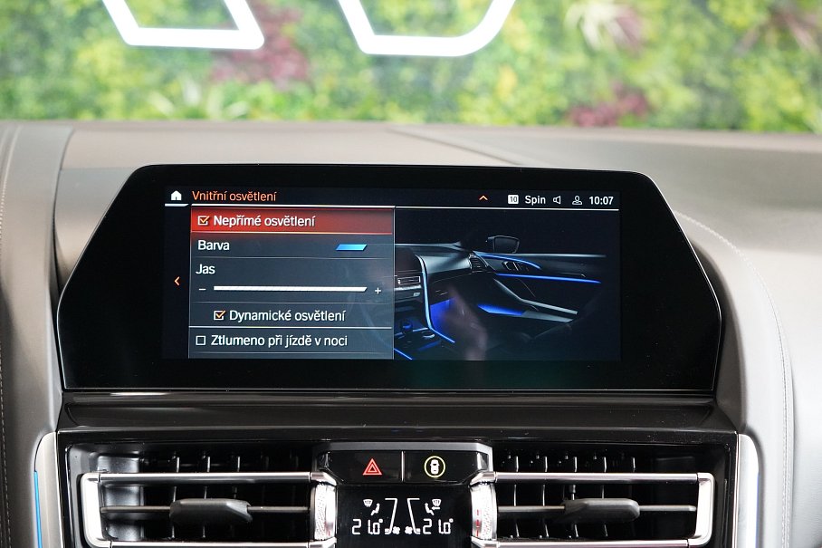 BMW Řada 8 840d xDrive