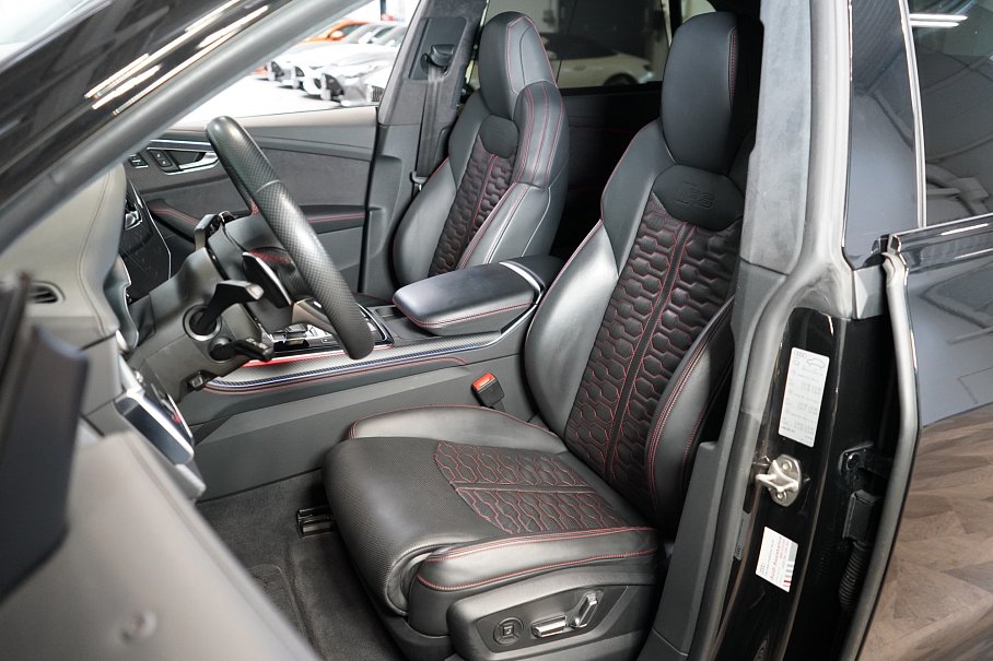 Audi RS Q8 TFSI quattro