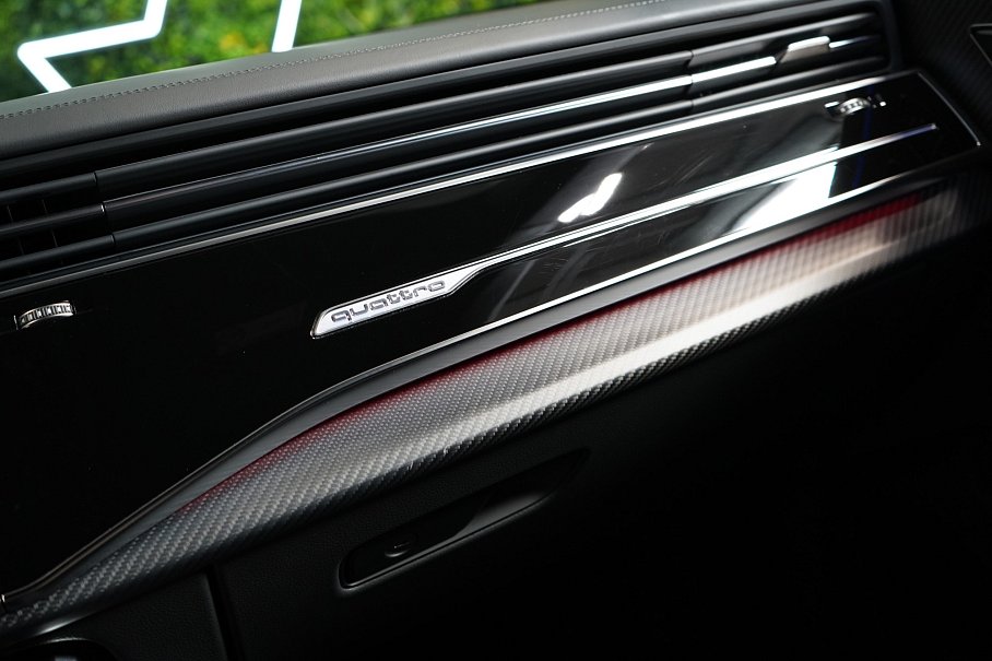 Audi RS Q8 TFSI quattro