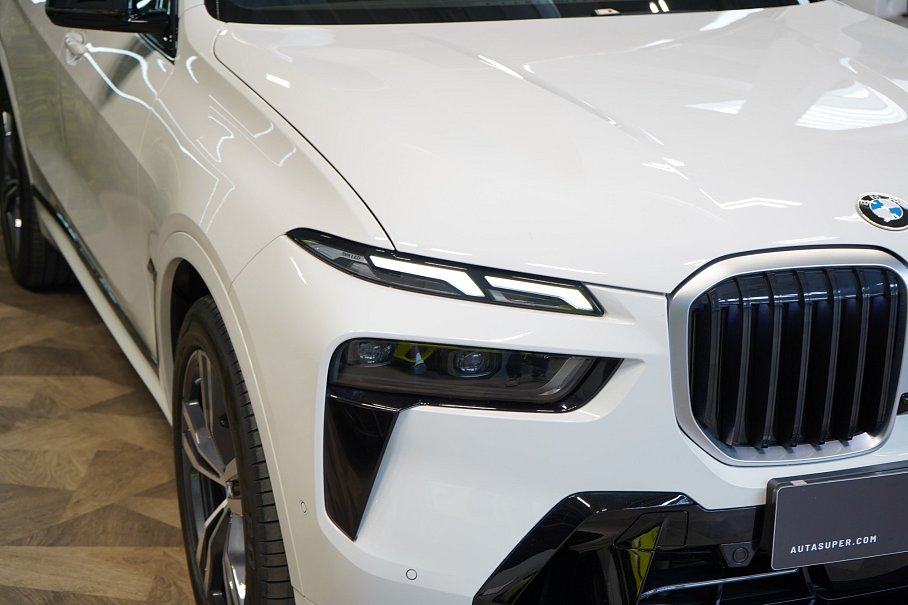 BMW X7 M60i xDrive