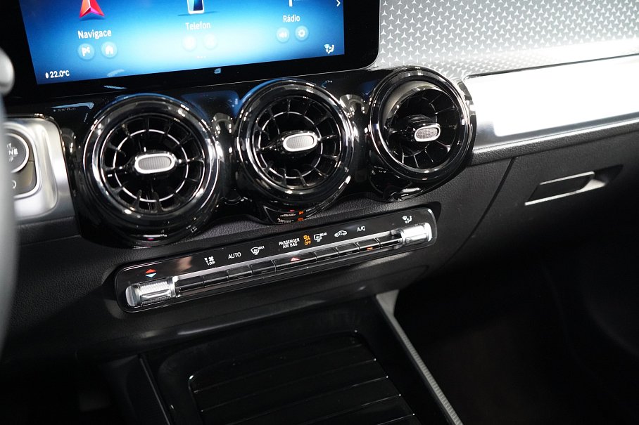 Mercedes-Benz GLB 200d 4Matic