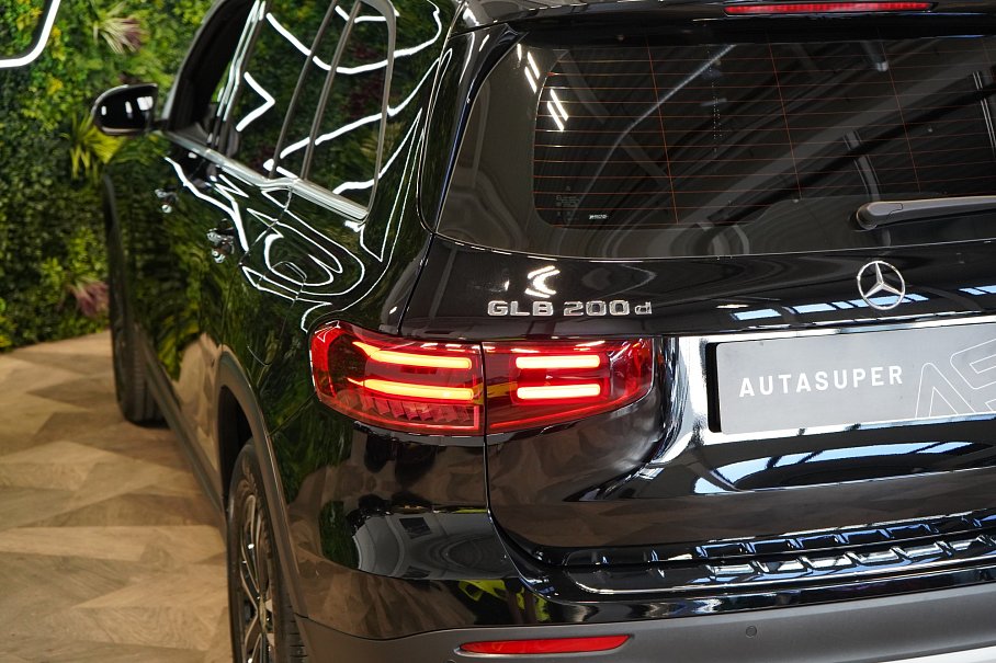 Mercedes-Benz GLB 200d 4Matic