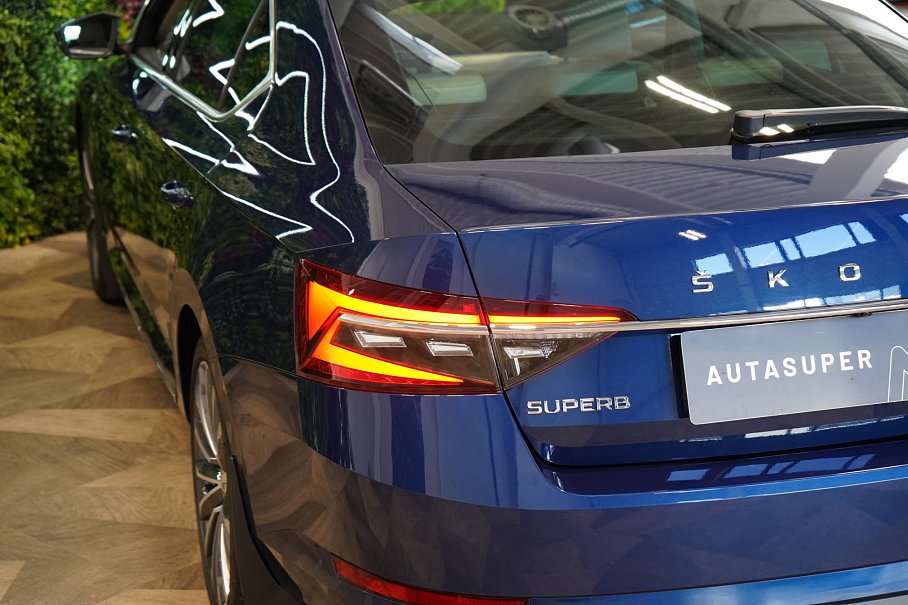 Škoda Superb 2.0 TSI Laurin & Klement