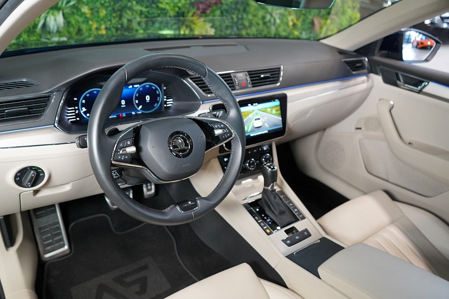 Škoda Superb 2.0 TSI Laurin & Klement