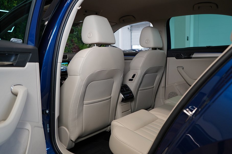 Škoda Superb 2.0 TSI Laurin & Klement