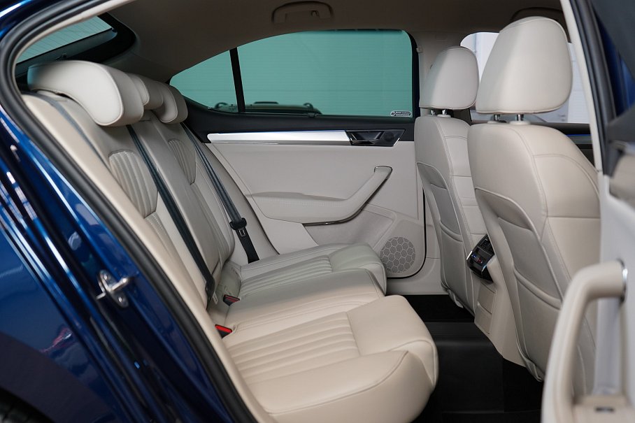 Škoda Superb 2.0 TSI Laurin & Klement