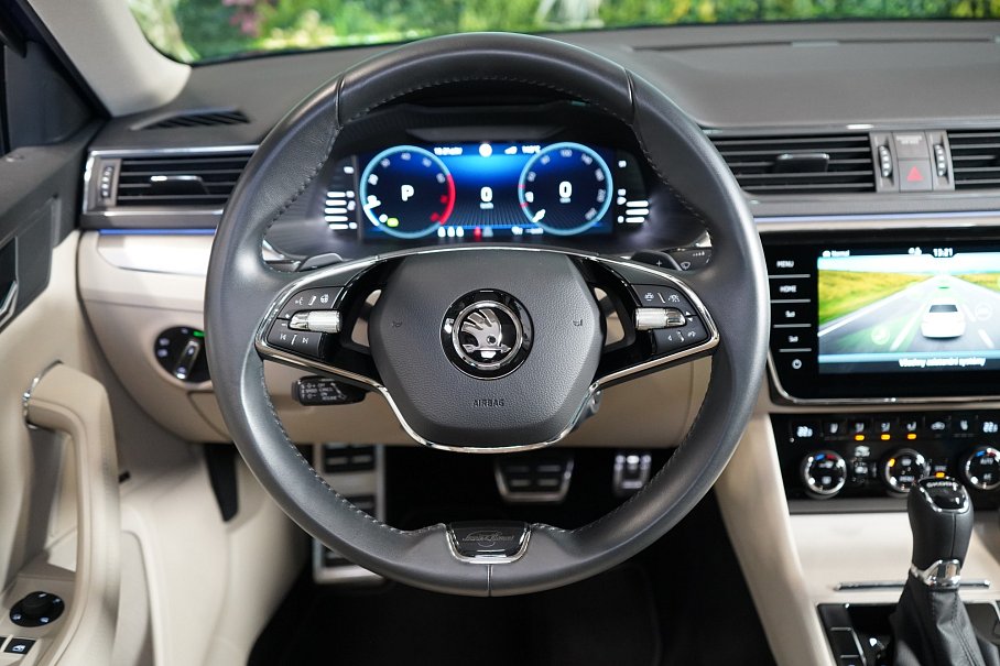 Škoda Superb 2.0 TSI Laurin & Klement