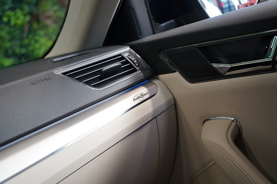 Škoda Superb 2.0 TSI Laurin & Klement