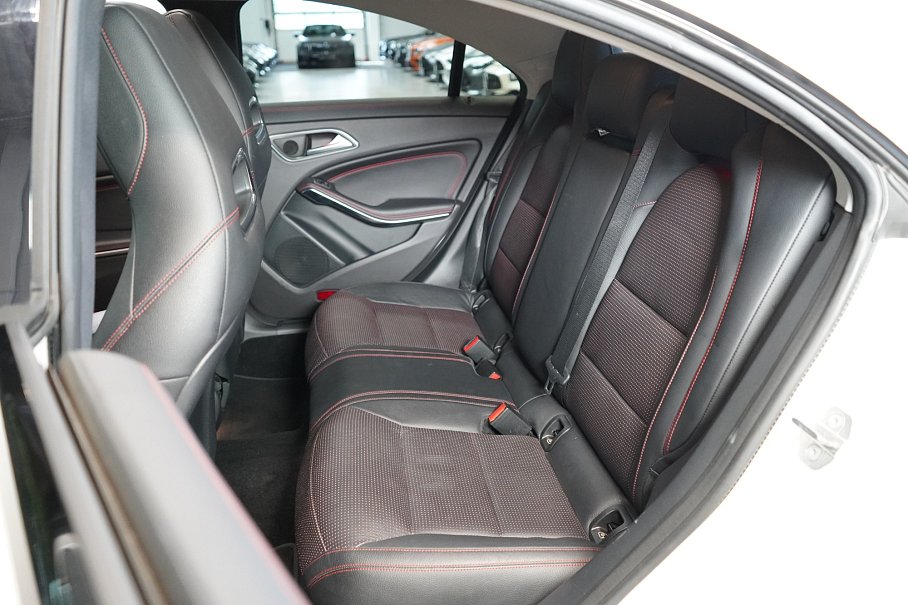 Mercedes-Benz CLA 200 CDI 4Matic Coupe