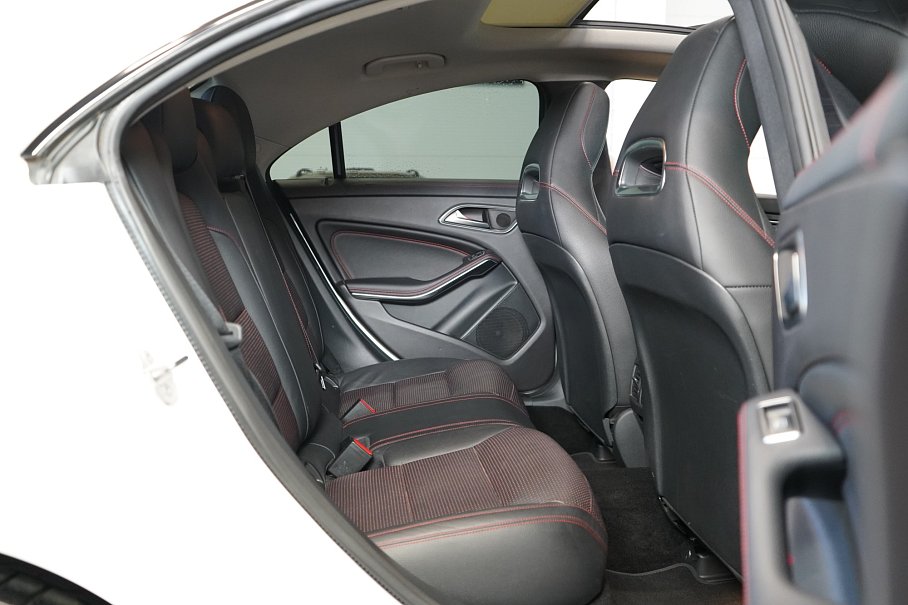 Mercedes-Benz CLA 200 CDI 4Matic Coupe