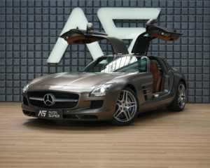 Mercedes-Benz SLS AMG