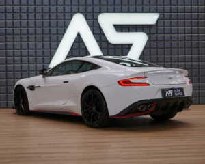 Aston Martin Vanquish S