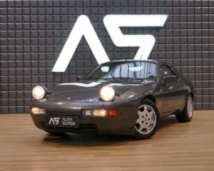 Porsche 928