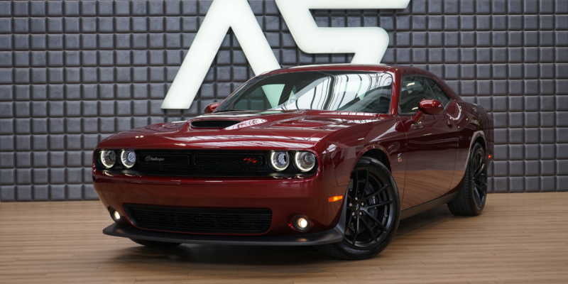 Dodge Challenger