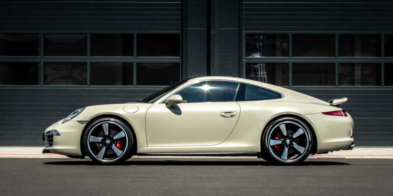 Porsche 911 je nejlepší sporťák na světě. Sami uvidíte…