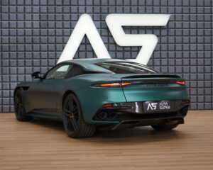 Aston Martin DBS Superleggera