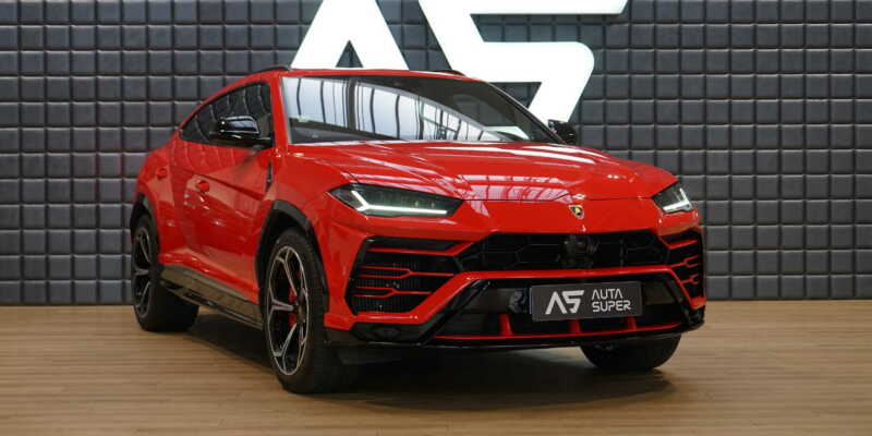 Aventador a Urus: Brutální „lambo“ jízda s velkým řevem