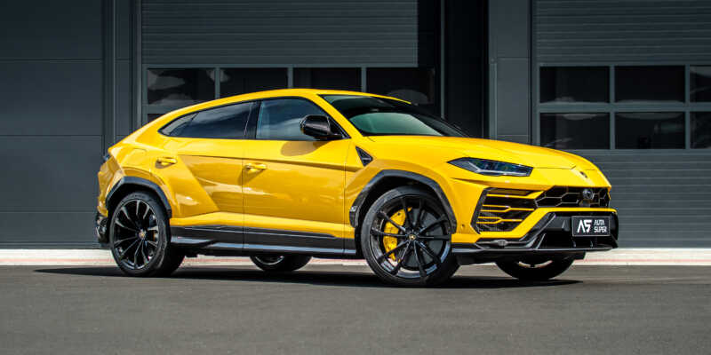 Lamborghini Urus: drsňák s pochopením pro rodinu