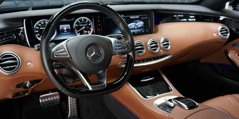 Mercedes-Benz Třída S
