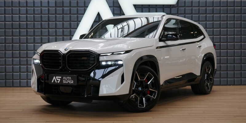 BMW XM