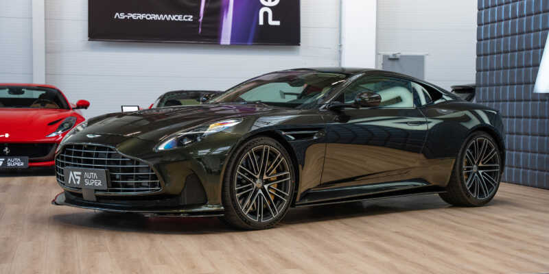 Aston Martin DB12 – Brit s německým srdcem