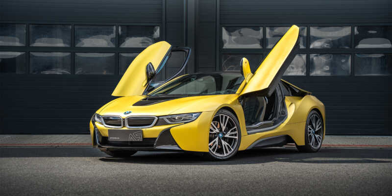 BMW i8 patří mezi nejzajímavější BMW, je unikátní každým coulem