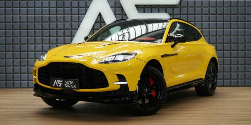 Aston Martin DBX 707