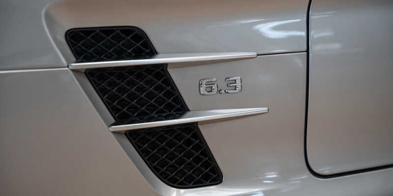 Mercedes-Benz SLS AMG – Auto ze zlaté éry supersportů