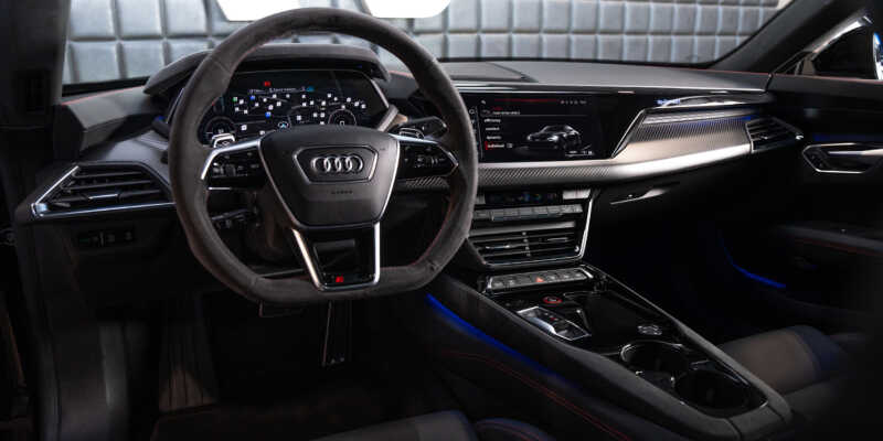 Audi e-tron GT – Výkon až 925 koní a dojezd atakující 600 km