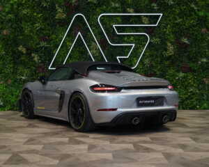 Porsche 718