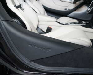 McLaren GT