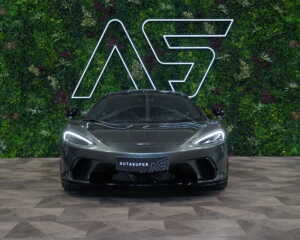McLaren GTS