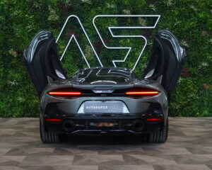 McLaren GTS