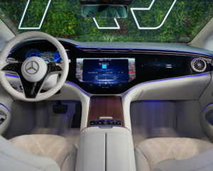 Mercedes-Benz EQS